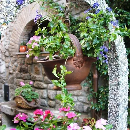Holiday home L'antico Loco Commodo *
